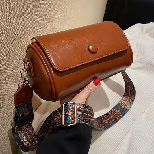 Cylindrical handbag