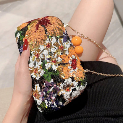 Multi color clutch