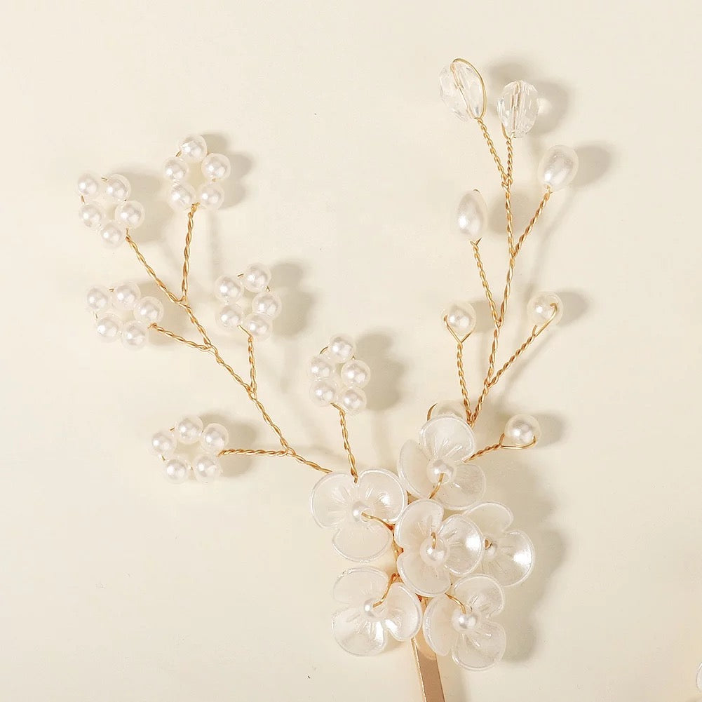 Set of 2 cute flower pins